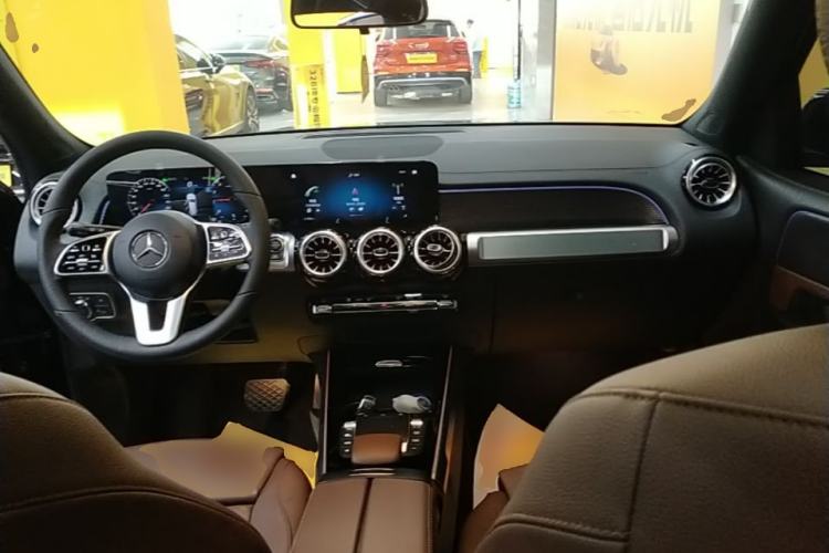 Used Mercedes-Benz GLB 2022 Refresh GLB 200 Dynamic Edition Center Console