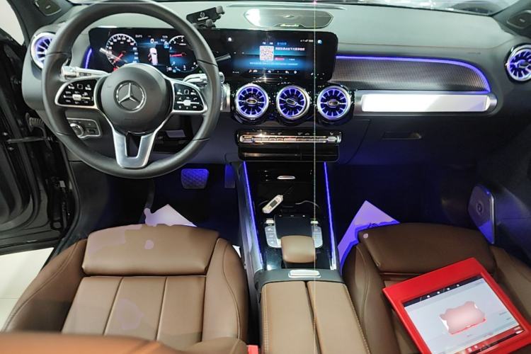 Used Mercedes-Benz GLB 2022 Updated GLB 200 Fashion Edition Center Console