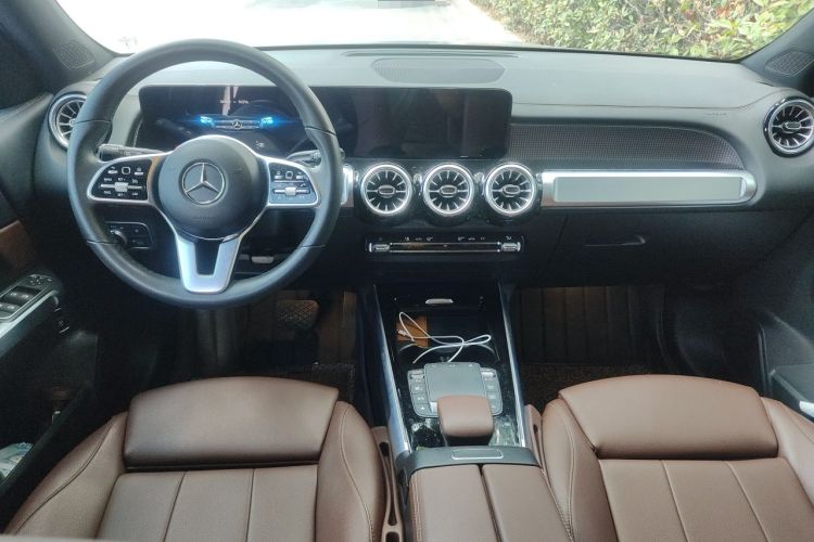 Used Mercedes-Benz GLB 2022 Refresh GLB 200 Dynamic Edition Center Console