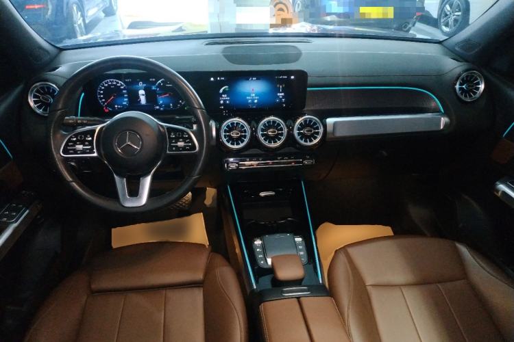 Used Mercedes-Benz GLB 2022 GLB 220 Fashion Model Center Console