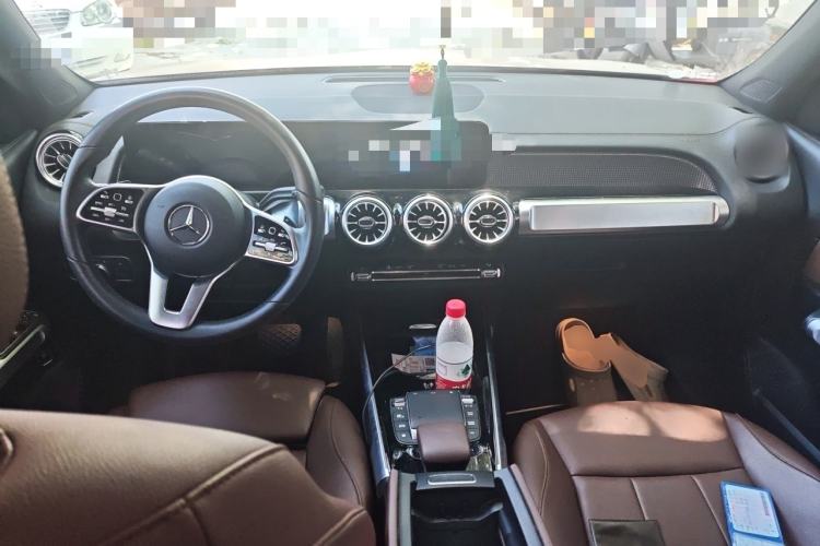 Used Mercedes-Benz GLB 2022 GLB 220 Fashion Model Center Console