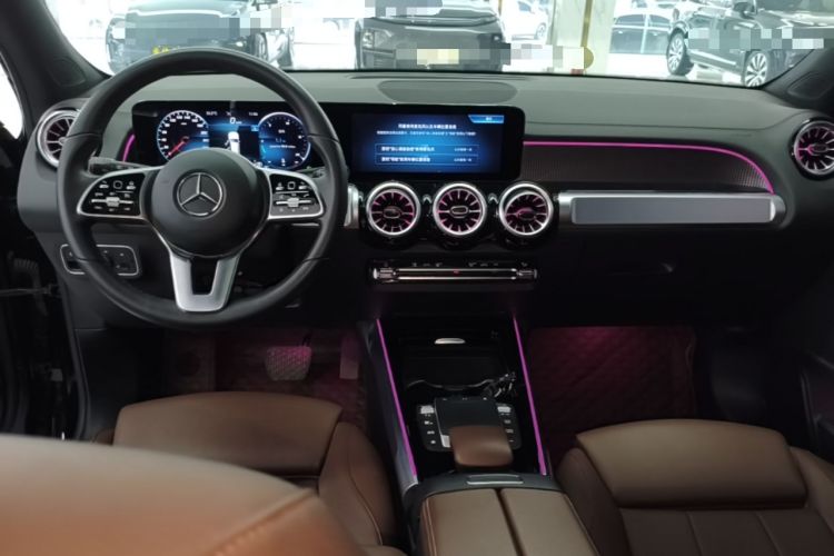 Used Mercedes-Benz GLB 2022 Updated GLB 200 Fashion Edition Center Console