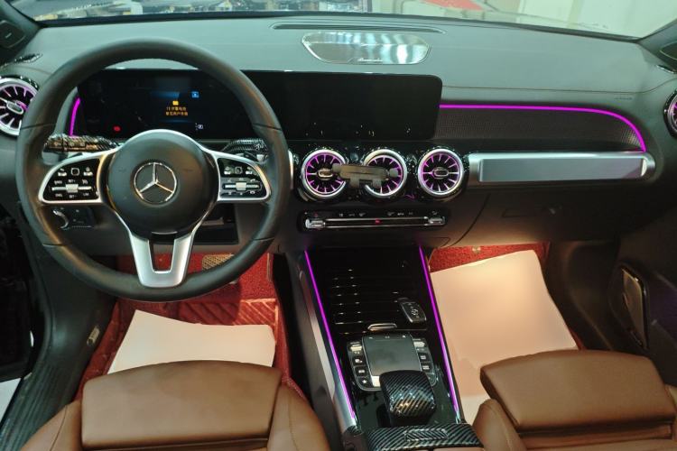 Used Mercedes-Benz GLB 2022 Updated GLB 200 Fashion Edition Center Console