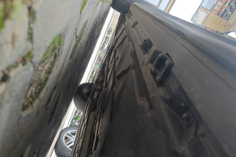 Used Mercedes-Benz GLB 2022 Updated GLB 200 Fashion Edition Chassis Rear Left