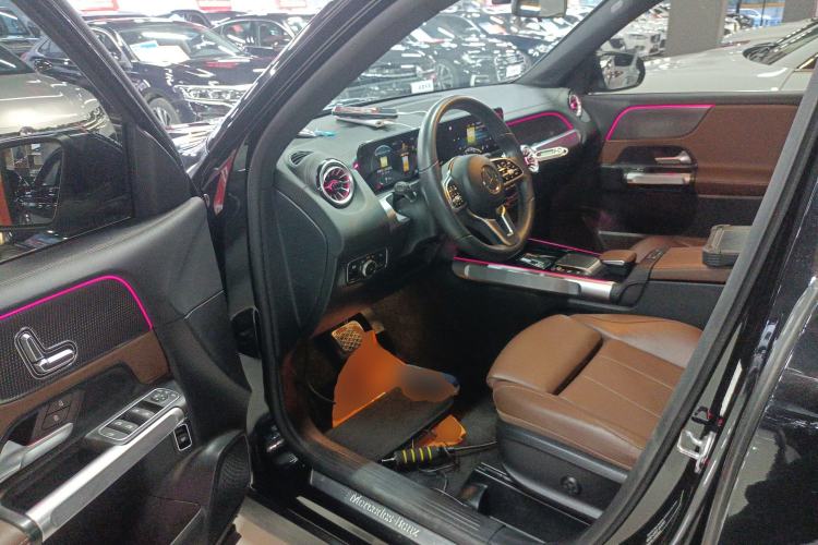 Used Mercedes-Benz GLB 2022 Updated GLB 200 Fashion Edition Driver Seat