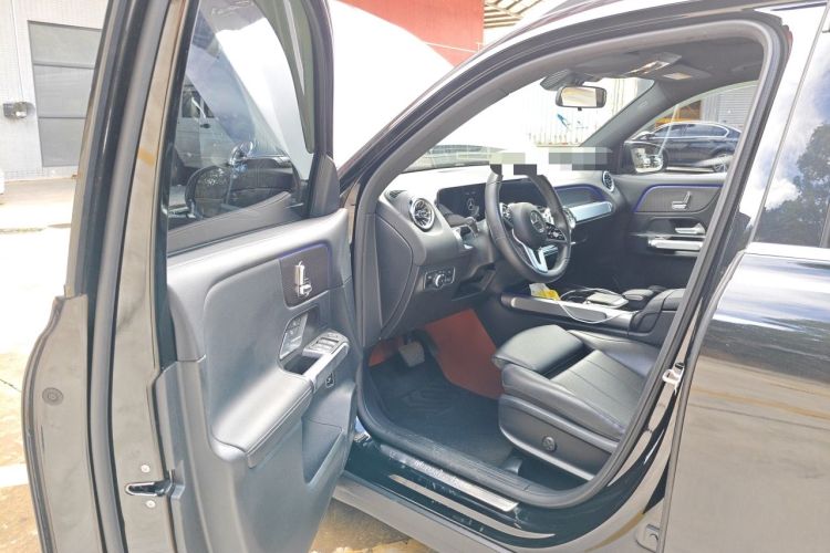 Used Mercedes-Benz GLB 2022 Refresh GLB 200 Dynamic Edition Driver Seat
