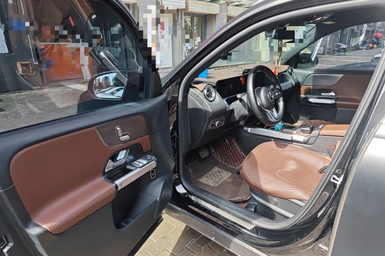 Used Mercedes-Benz GLB 2022 Updated GLB 200 Fashion Edition Driver Seat