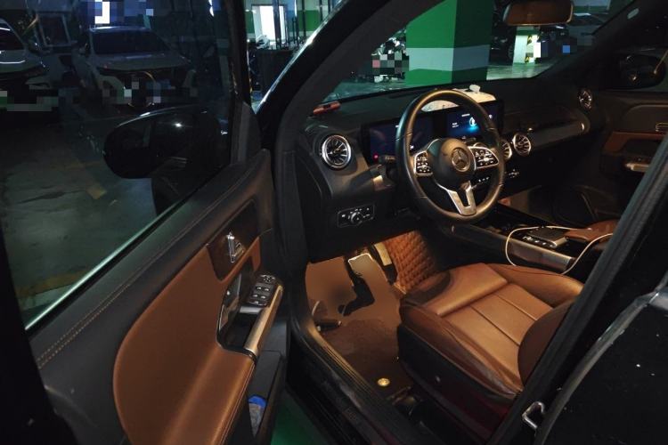 Used Mercedes-Benz GLB 2022 GLB 200 Dynamic Edition Driver Seat
