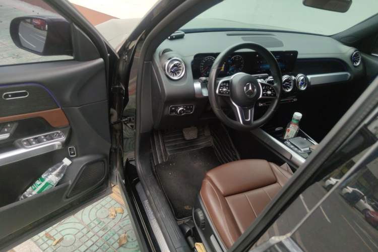 Used Mercedes-Benz GLB 2022 GLB 220 4MATIC Driver Seat