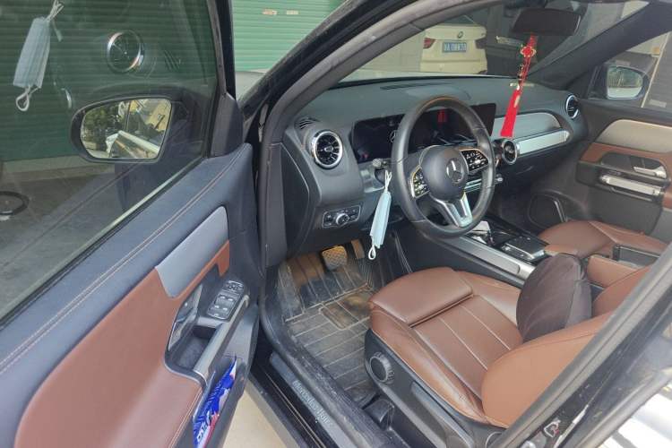 Used Mercedes-Benz GLB 2022 Second Facelift GLB 200 Dynamic Edition Driver Seat