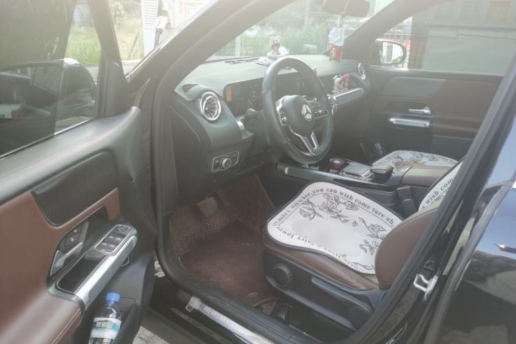 Used Mercedes-Benz GLB 2022 GLB 220 Dynamic Edition Driver Seat