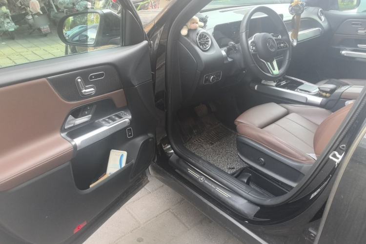 Used Mercedes-Benz GLB 2022 Updated GLB 200 Fashion Edition Driver Seat