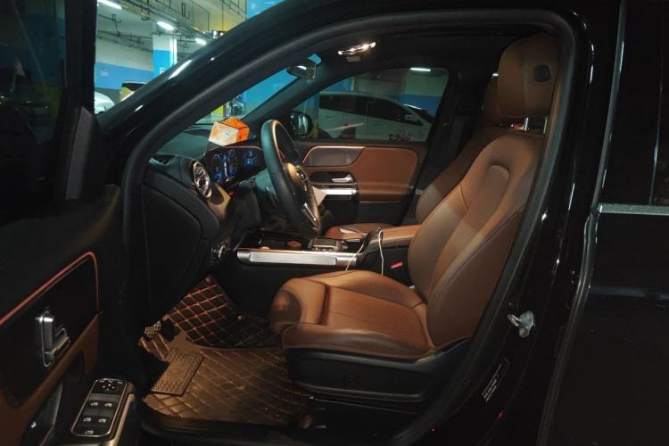 Used Mercedes-Benz GLB 2022 Updated GLB 200 Fashion Edition Driver Seat