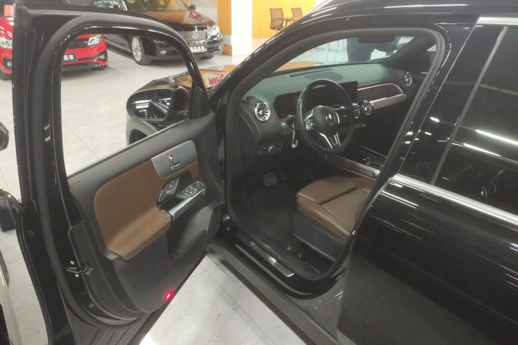 Used Mercedes-Benz GLB 2022 Second Facelift GLB 200 Dynamic Edition Driver Seat