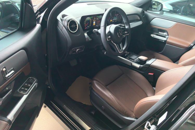 Used Mercedes-Benz GLB 2022 Second Facelift GLB 200 Dynamic Edition Driver Seat