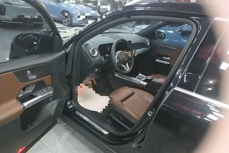 Used Mercedes-Benz GLB 2022 GLB 220 Dynamic Edition Driver Seat