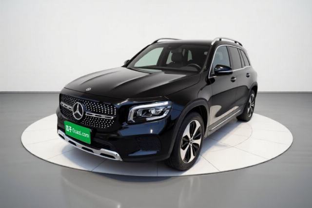 Ojetý Mercedes-Benz GLB 2022 GLB 220 Fashion Model