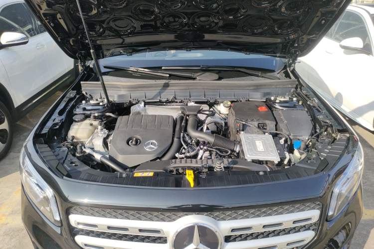 Used Mercedes-Benz GLB 2022 Refresh GLB 200 Dynamic Edition Engine Bay