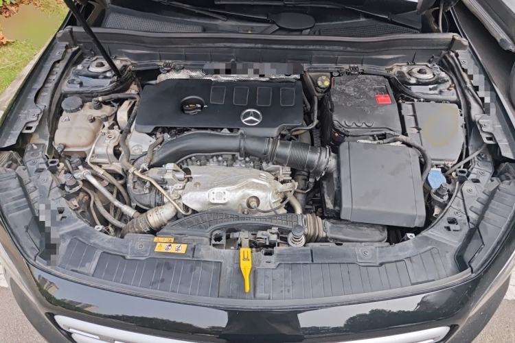 Used Mercedes-Benz GLB 2022 GLB 220 Dynamic Edition Engine Bay