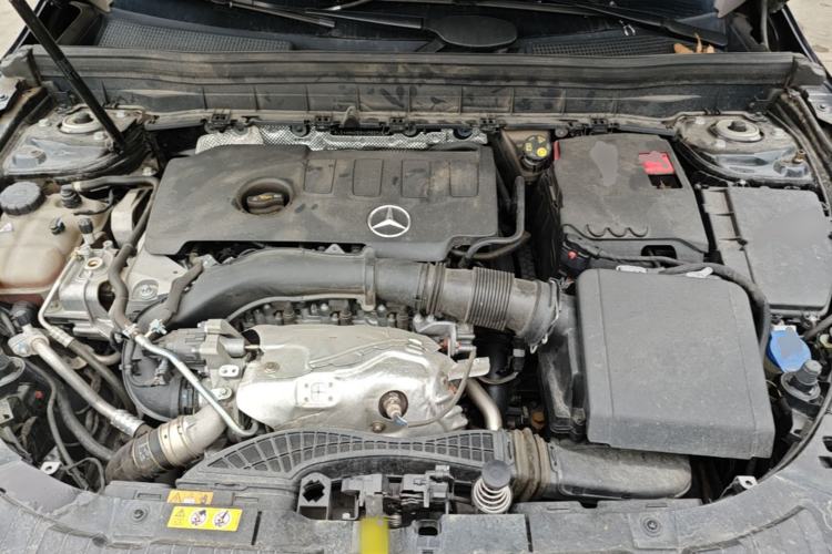 Used Mercedes-Benz GLB 2022 GLB 220 Fashion Model Engine Bay