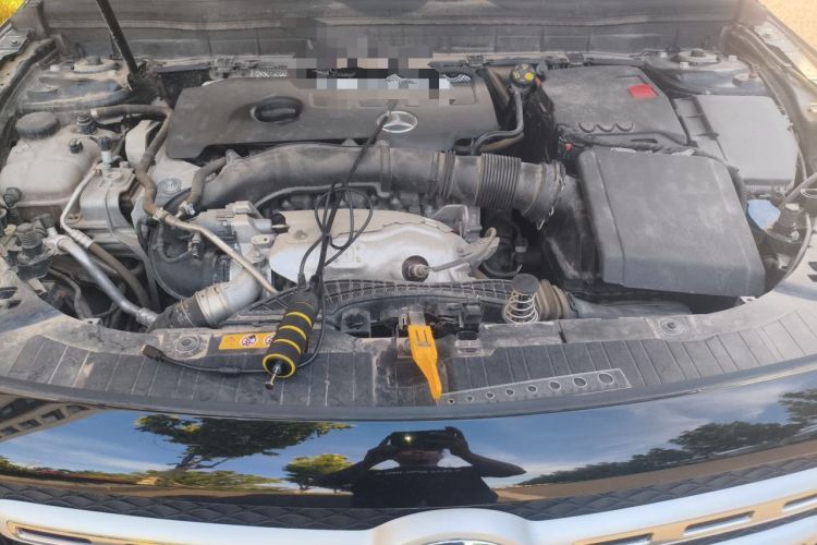 Used Mercedes-Benz GLB 2022 GLB 220 Fashion Model Engine Bay