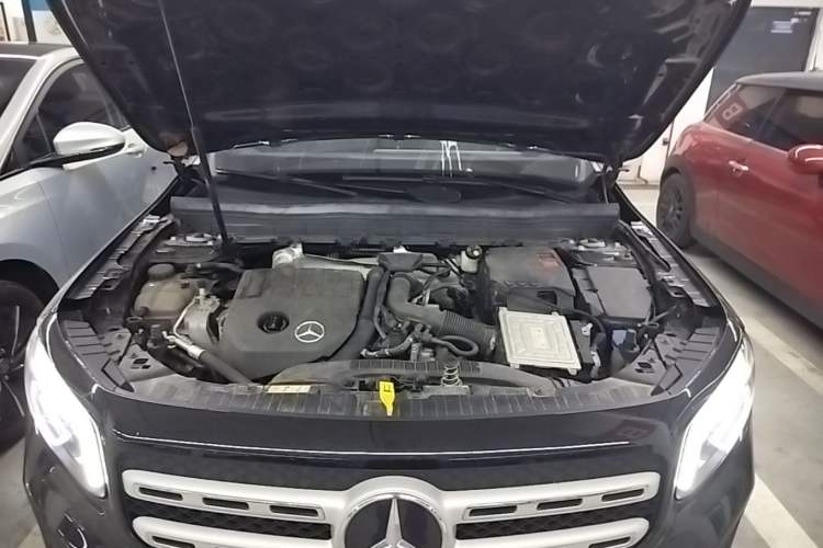 Used Mercedes-Benz GLB 2022 GLB 200 Stylish Edition Engine Bay