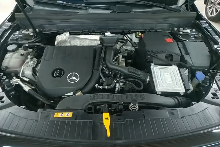 Used Mercedes-Benz GLB 2022 Second Facelift GLB 200 Fashion Edition Engine Bay