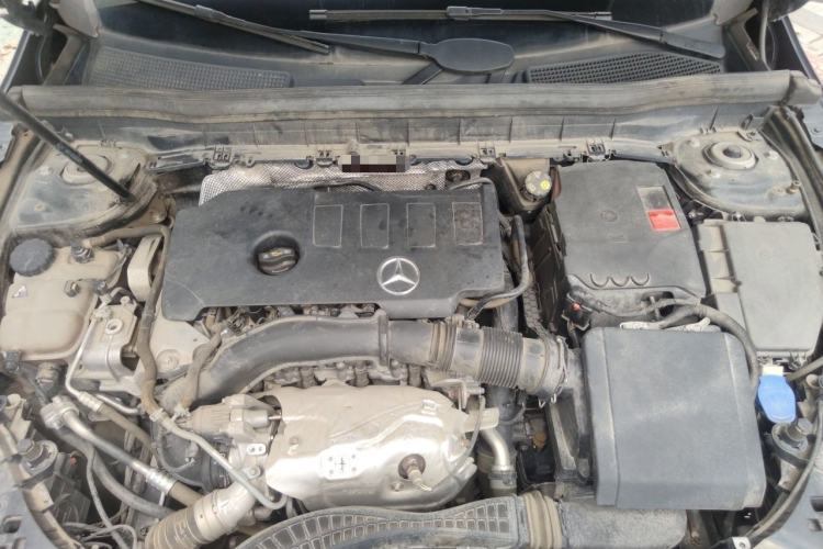Used Mercedes-Benz GLB 2022 GLB 220 4MATIC Engine Bay