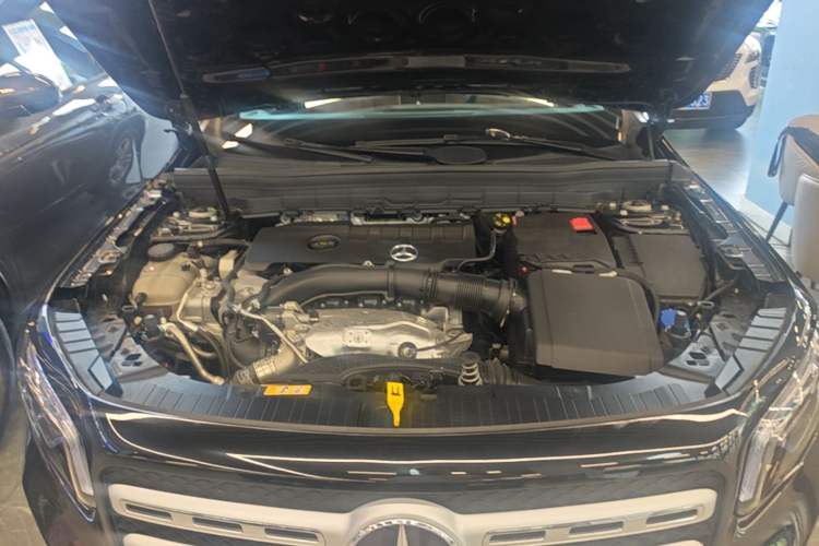 Used Mercedes-Benz GLB 2022 GLB 220 Dynamic Edition Engine Bay