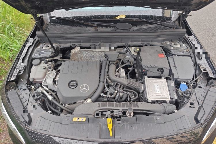Used Mercedes-Benz GLB 2022 Second Facelift GLB 200 Fashion Edition Engine Bay