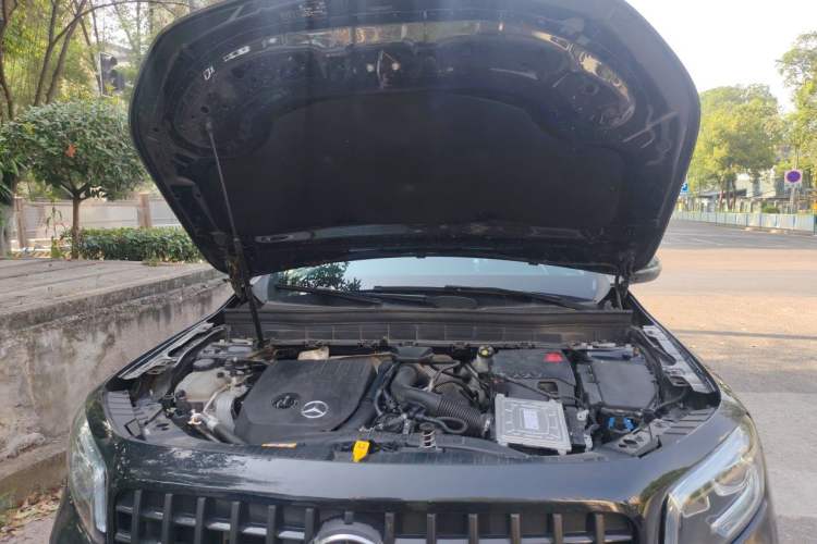 Used Mercedes-Benz GLB 2022 GLB 200 Dynamic Edition Engine Bay
