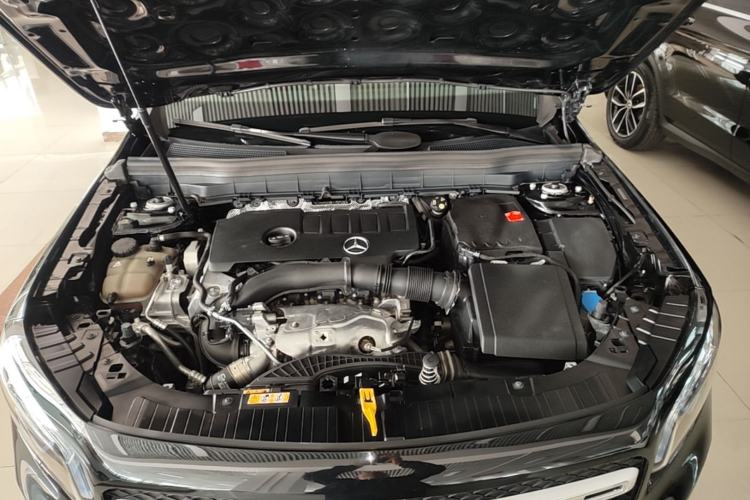 Used Mercedes-Benz GLB 2022 GLB 220 Fashion Model Engine Bay