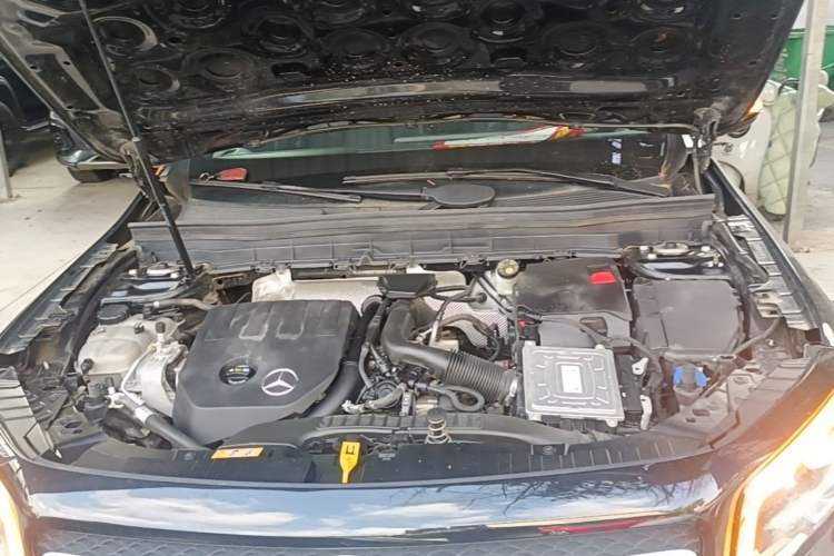 Used Mercedes-Benz GLB 2022 GLB 200 Dynamic Edition Engine Bay
