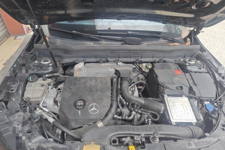 Used Mercedes-Benz GLB 2022 Second Facelift GLB 200 Fashion Edition Engine Bay