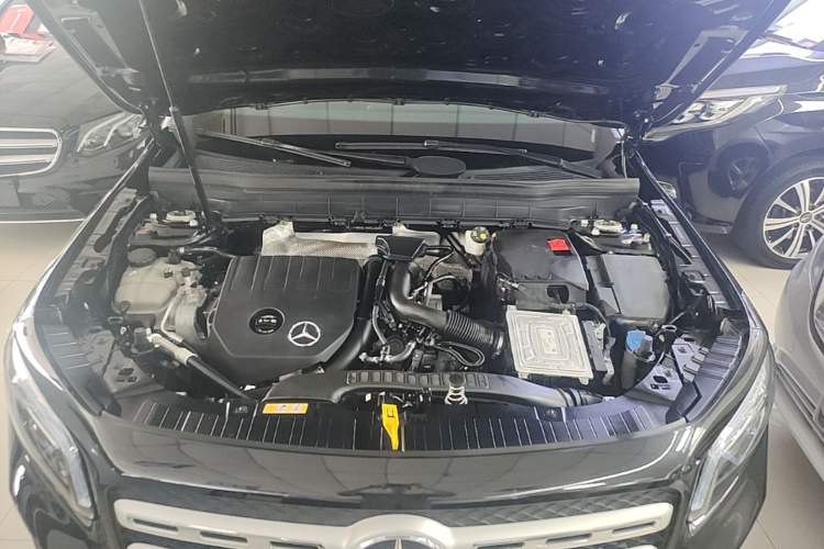 Used Mercedes-Benz GLB 2022 Refresh GLB 200 Dynamic Edition Engine Bay