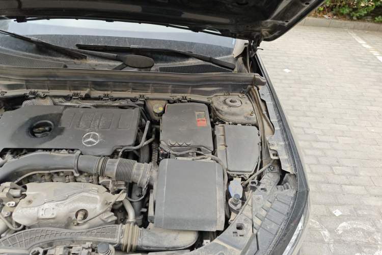 Used Mercedes-Benz GLB 2022 GLB 220 Dynamic Edition Engine Bay Left