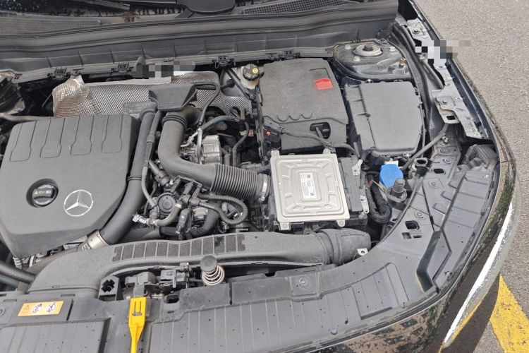Used Mercedes-Benz GLB 2022 Second Facelift GLB 200 Fashion Edition Engine Bay Left