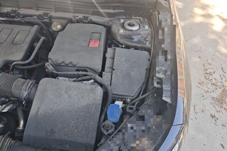Used Mercedes-Benz GLB 2022 GLB 220 Fashion Model Engine Bay Left
