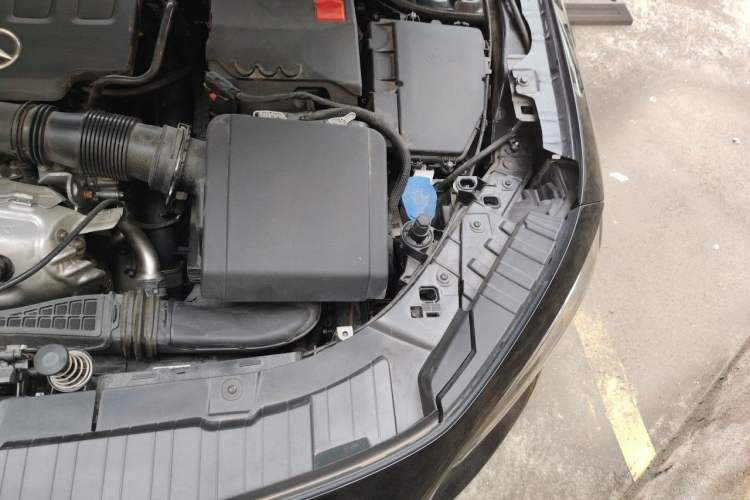 Used Mercedes-Benz GLB 2022 GLB 220 Fashion Model Engine Bay Left