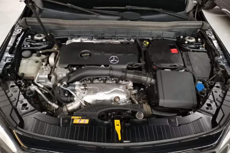 Used Mercedes-Benz GLB 2022 GLB 220 Dynamic Edition Engine Bay