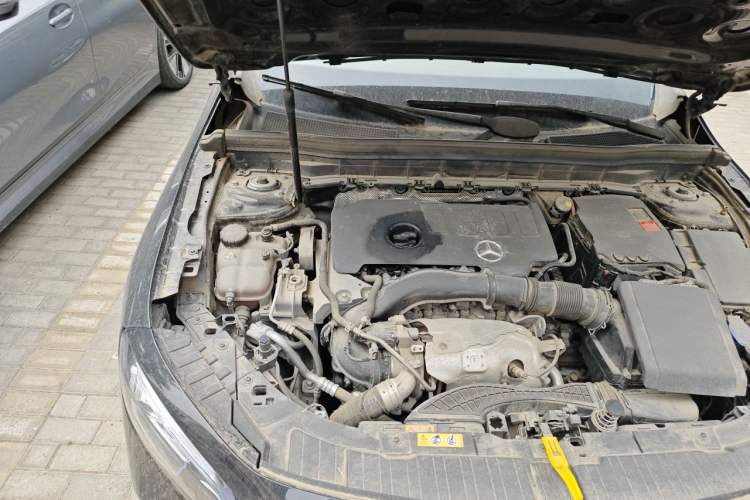 Used Mercedes-Benz GLB 2022 GLB 220 Dynamic Edition Engine Bay Right