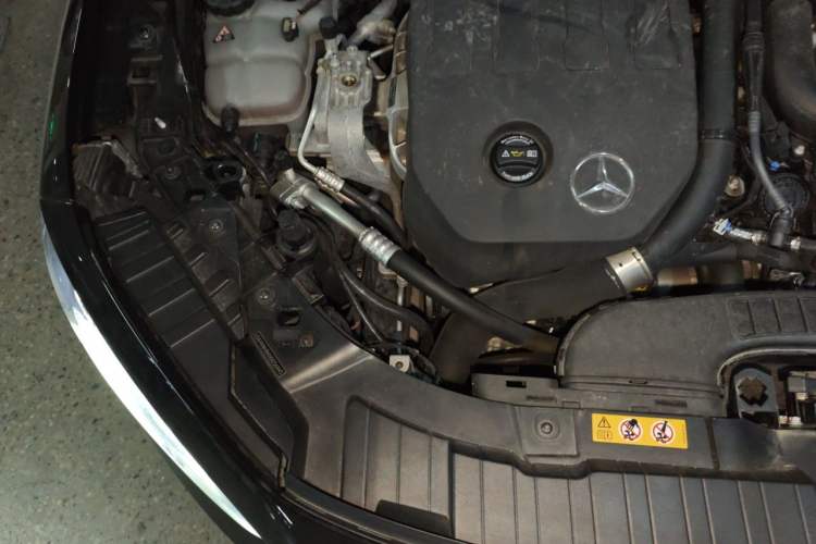 Used Mercedes-Benz GLB 2022 GLB 200 Dynamic Edition Engine Bay Right