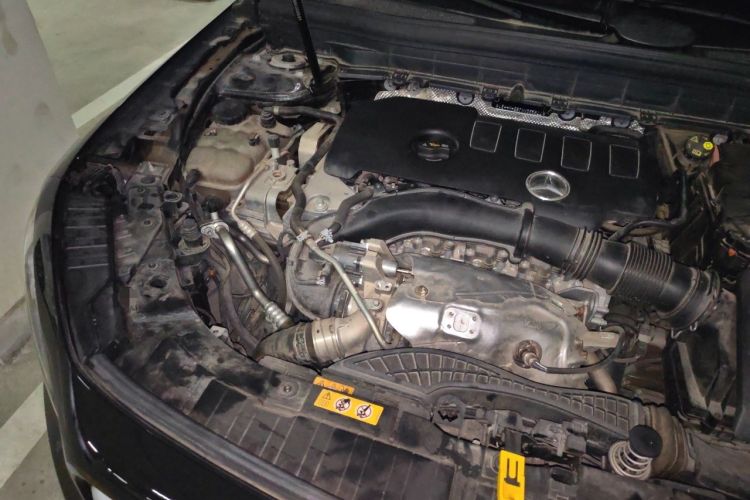 Used Mercedes-Benz GLB 2022 GLB 220 Dynamic Edition Engine Bay Right