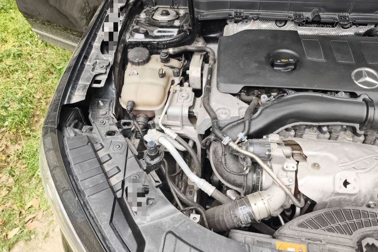 Used Mercedes-Benz GLB 2022 GLB 220 Fashion Model Engine Bay Right