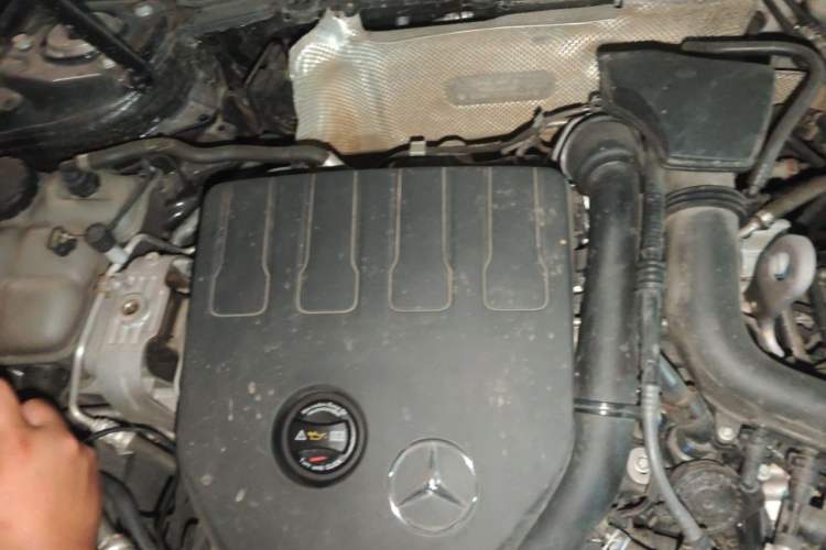 Used Mercedes-Benz GLB 2022 GLB 200 Dynamic Edition Engine Bay Right