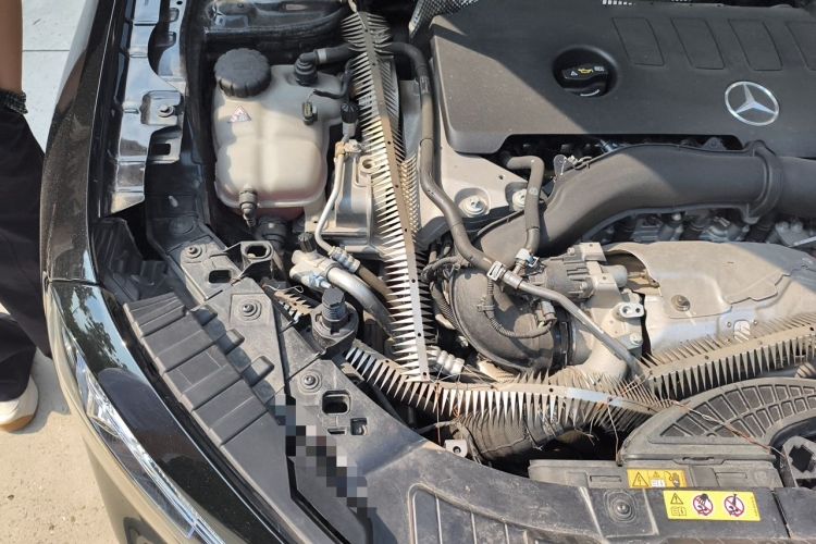 Used Mercedes-Benz GLB 2022 GLB 220 Fashion Model Engine Bay Right