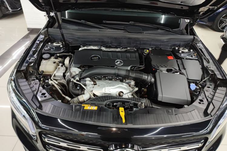 Used Mercedes-Benz GLB 2022 GLB 220 4MATIC Engine Bay