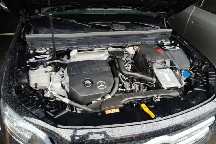Used Mercedes-Benz GLB 2022 Second Facelift GLB 200 Fashion Edition Engine Bay