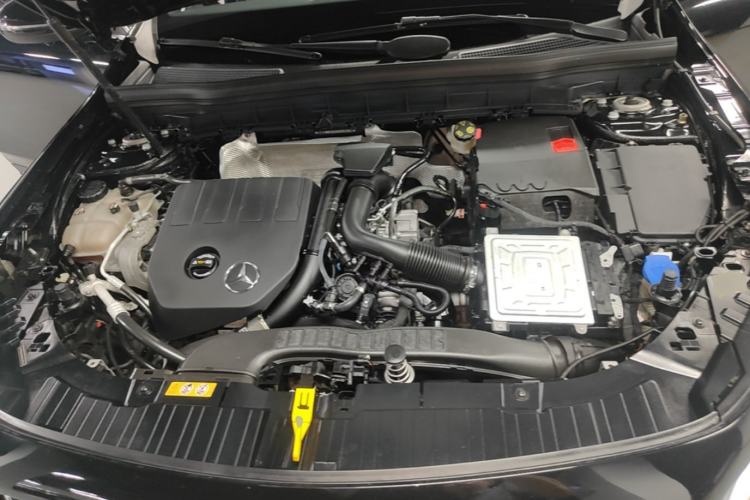 Used Mercedes-Benz GLB 2022 Second Facelift GLB 200 Fashion Edition Engine Bay