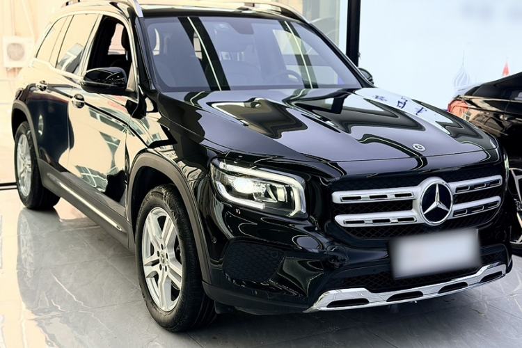 Used Mercedes-Benz GLB 2022 Second Facelift GLB 200 Fashion Edition Exterior 2